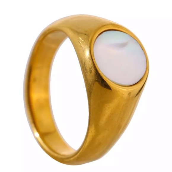 Round shell signet ring - Picture 8 of 8